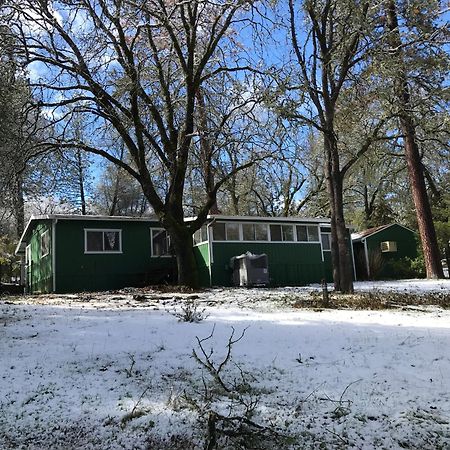 Green Cabin In 미드파인즈 외부 사진